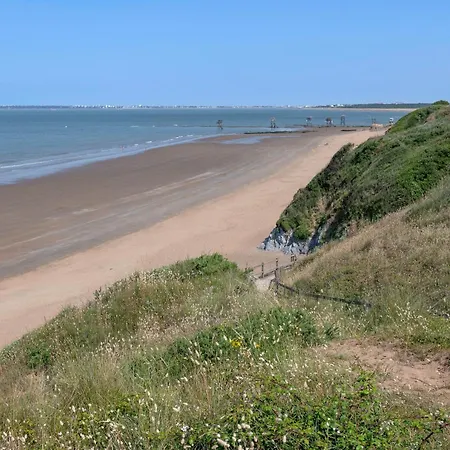 Maison Pour 4 Avec Terrasse - Proche Du Centre *