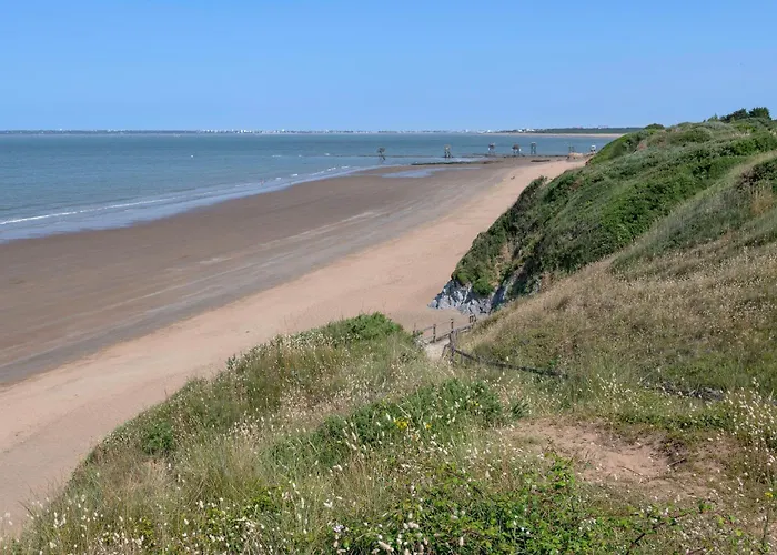 Maison Pour 4 Avec Terrasse - Proche Du Centre *